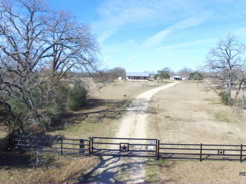 92.8 Ac, Ranch & Home : Land for Sale in Iola, Grimes County, Texas