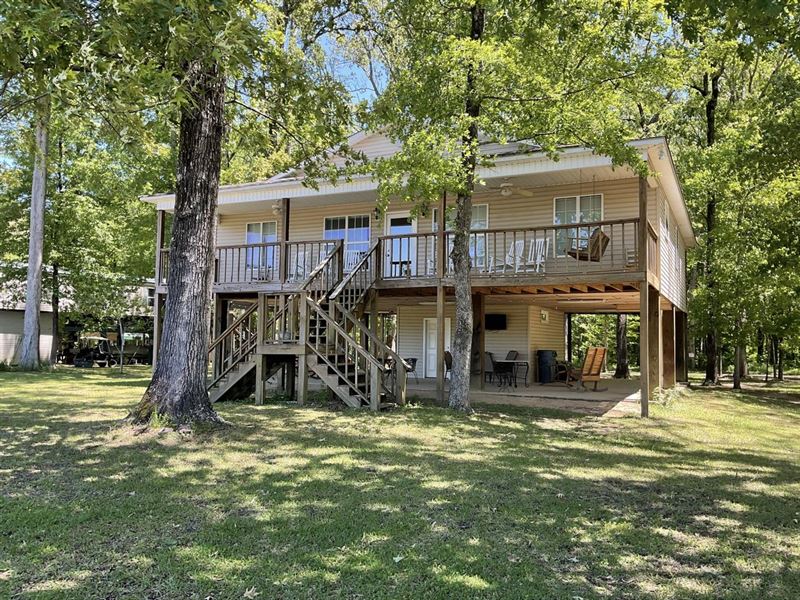 Two Rivers Waterfront Home : Eutaw : Greene County : Alabama