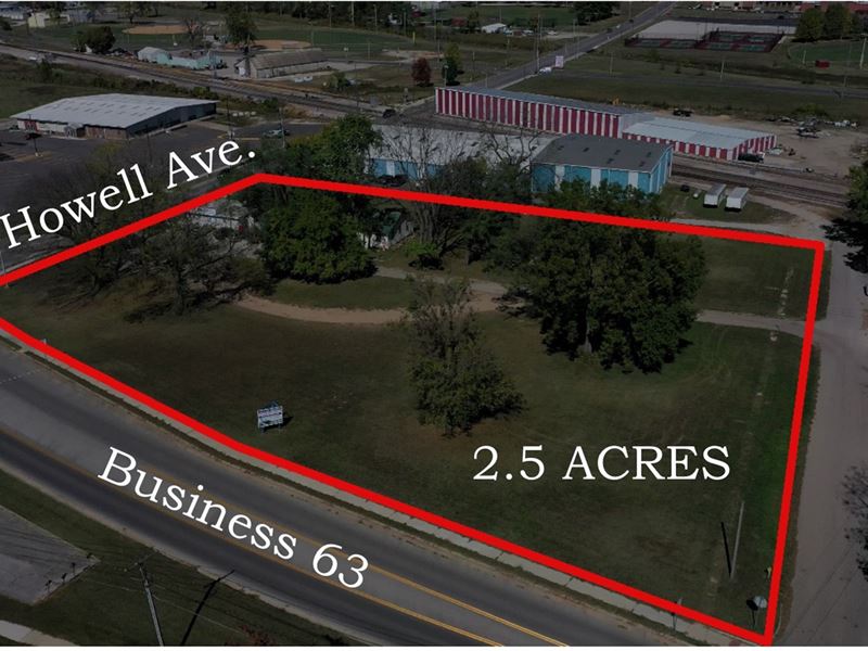 Missouri Ozarks Commercial Property : West Plains : Howell County : Missouri