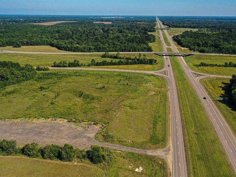 9.1 Acre Corner Lot Hwy 182 & Hwy 4 : Starkville : Lowndes County : Mississippi