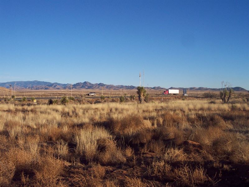 Very Rare with I10 Frontage Land for Sale by Owner in Willcox