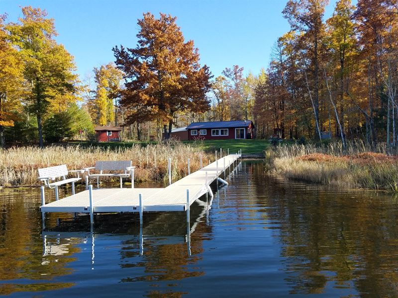 Year-Round Lake Front Cabin : Land for Sale in Sandstone ...