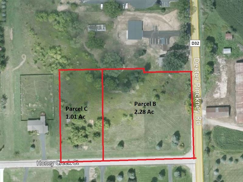 Commercial Vacant Land in Pinckney : Pinckney : Livingston County : Michigan