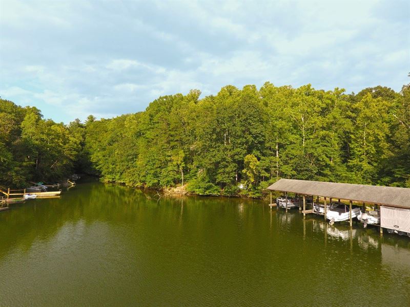 Build Your Dream Home on The Lake : Land for Sale in Goodview, Bedford ...