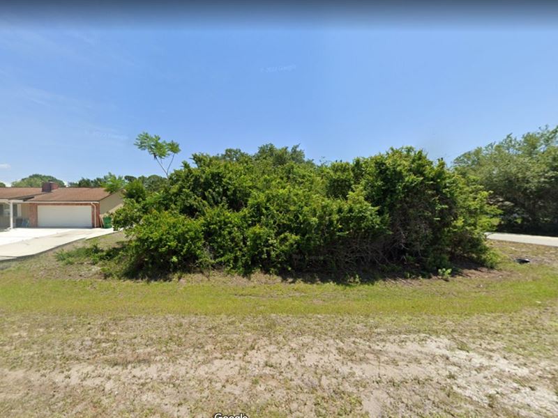 Corner Lot in Englewood : Englewood : Charlotte County : Florida