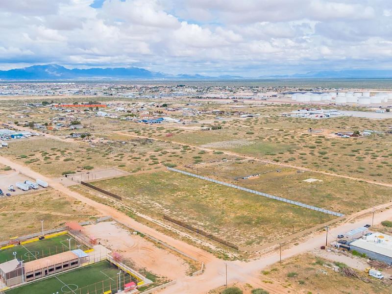 .41 Acre in El Paso County, TX : El Paso : El Paso County : Texas