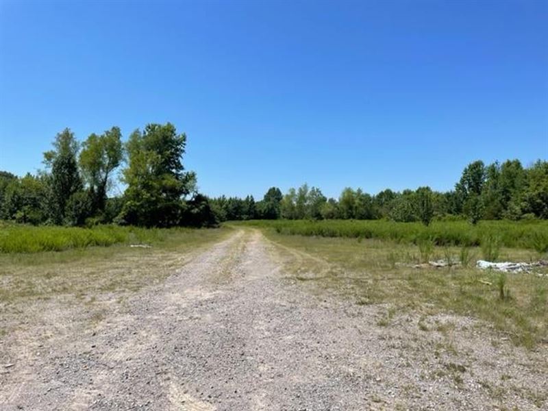 5 Acre Commercial Lot in Clarksvill : Clarksville : Johnson County : Arkansas