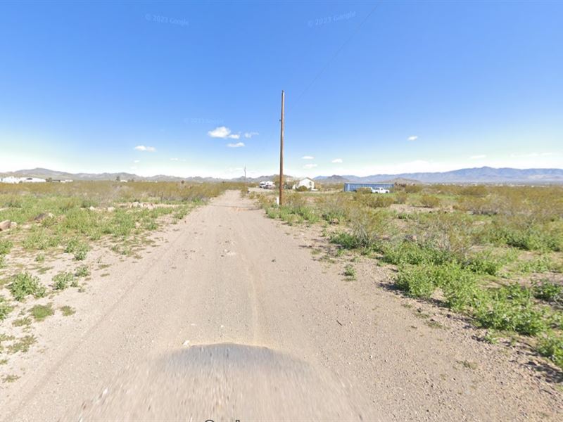 2.35 Acre Lot with Power : Golden Valley : Mohave County : Arizona