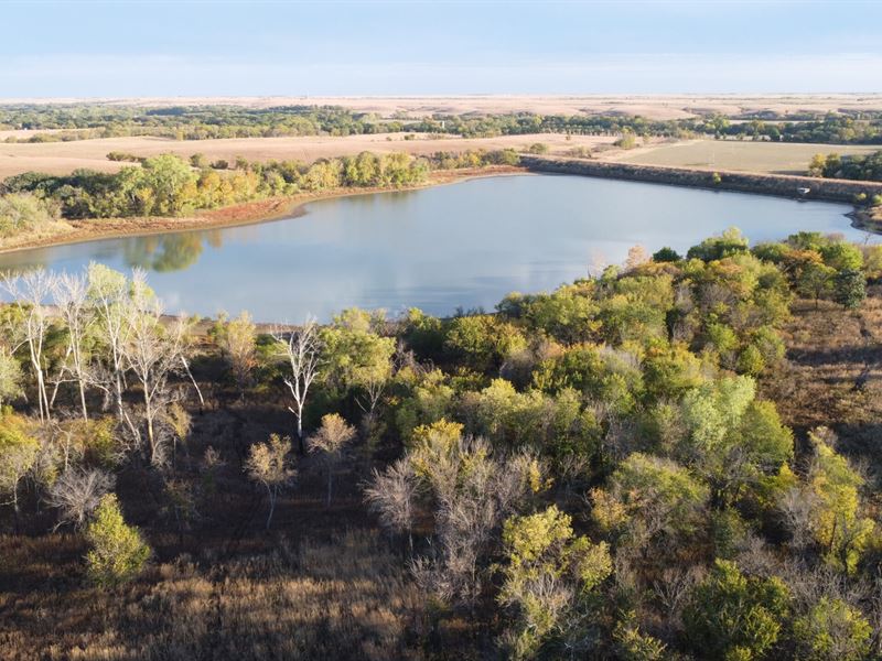 Eagle Lake Range and Recreation : Leon : Butler County : Kansas