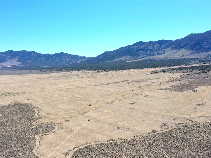 2.27 Acres Vacant Single Family Lot : Montello : Elko County : Nevada