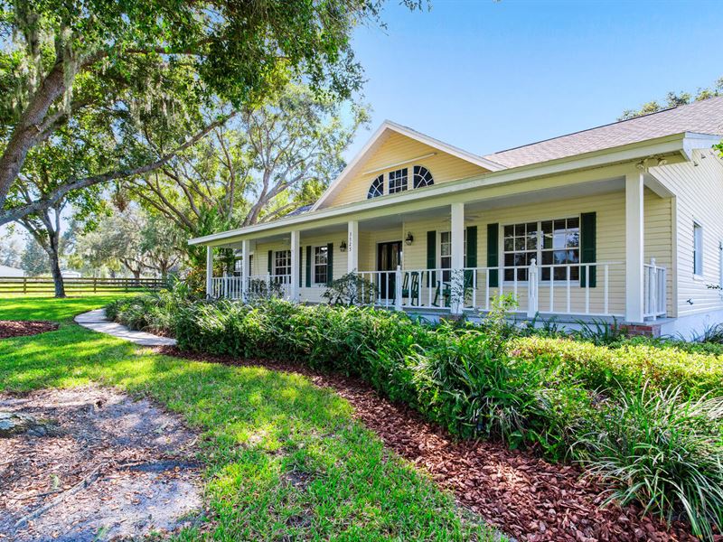 Lithia Home & Equestrian Facilities : Lithia : Hillsborough County : Florida