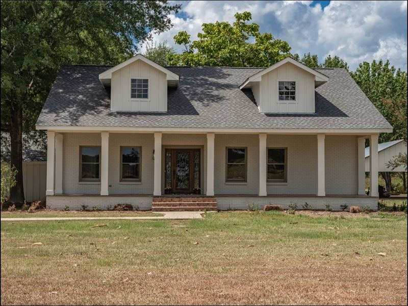 7.2 Acres with A Home in Yazoo Coun : Benton : Yazoo County : Mississippi