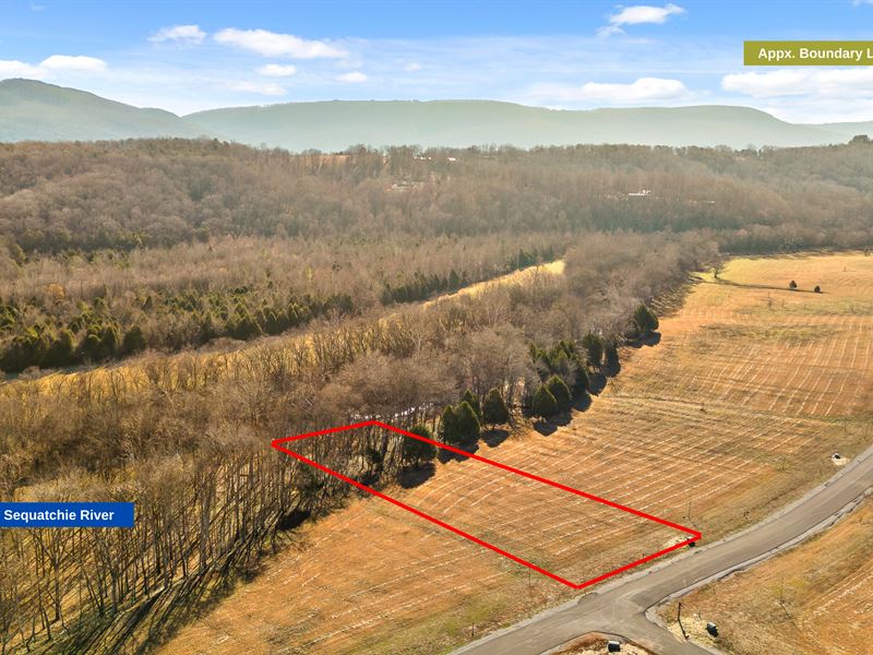 Buildable, Gated Riverfront Lot : Dunlap : Sequatchie County : Tennessee