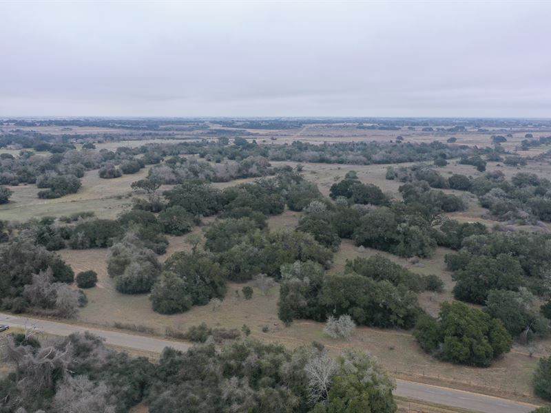 11 Acres in Lavaca County, TX : Yoakum : Lavaca County : Texas