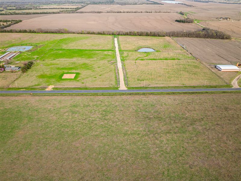 New Country Build Site Lots : Blossom : Lamar County : Texas