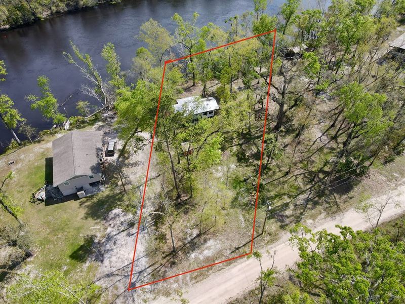 Fully Loaded Suwannee River Lot : Lee : Madison County : Florida