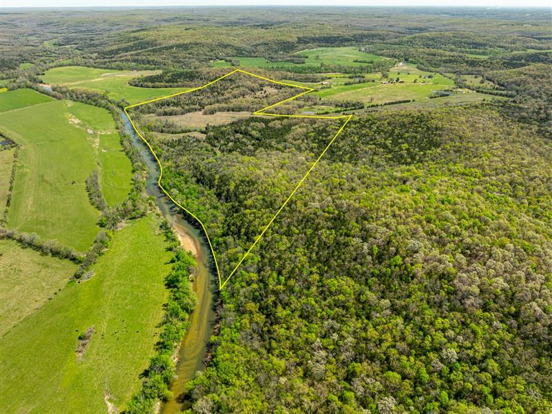 130 Acres, 1/2 Mile of Strawberr : Poughkeepsie : Sharp County : Arkansas