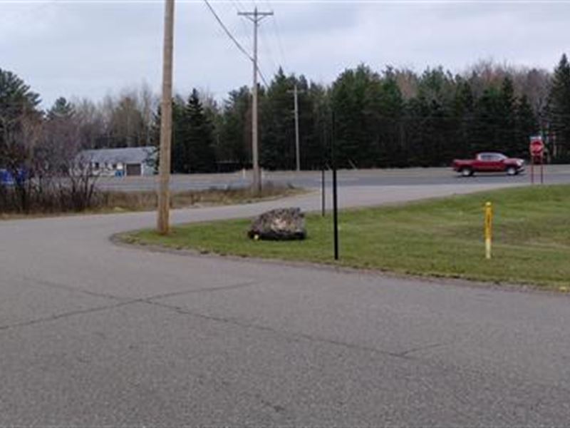 Great Location / Great Price : Negaunee : Marquette County : Michigan