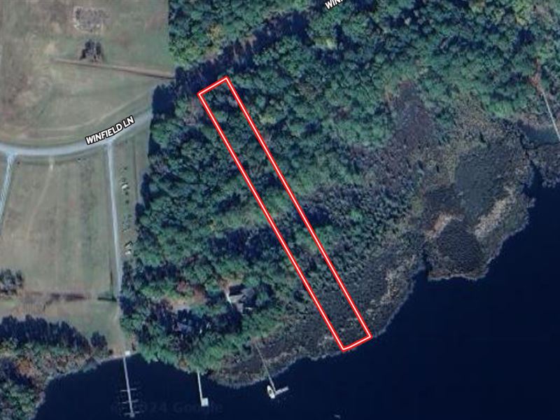 Updated, 1.73 Acres of Residential : Pinetown : Beaufort County : North Carolina