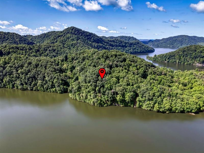 Lakefront Lot in Gated Community : Whitesburg : Hawkins County : Tennessee