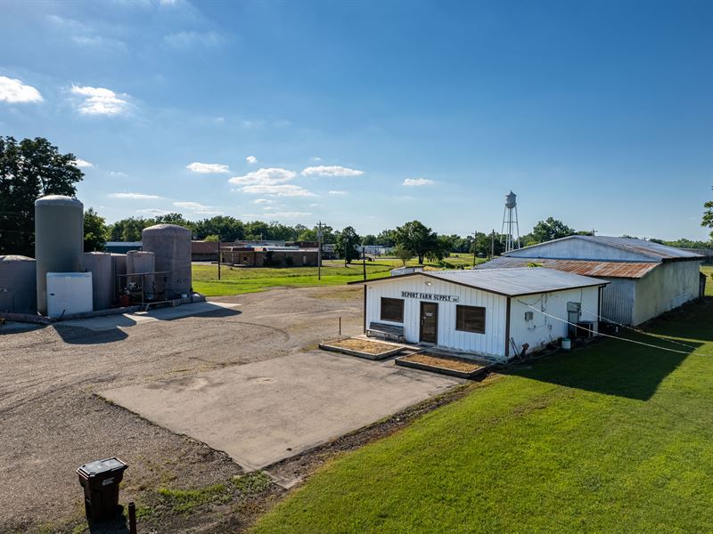 Deport Farm Supply, Deport, TX : Deport : Lamar County : Texas