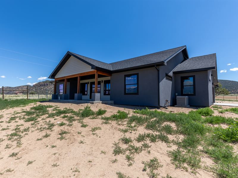 Stunning New Home : Salida : Chaffee County : Colorado