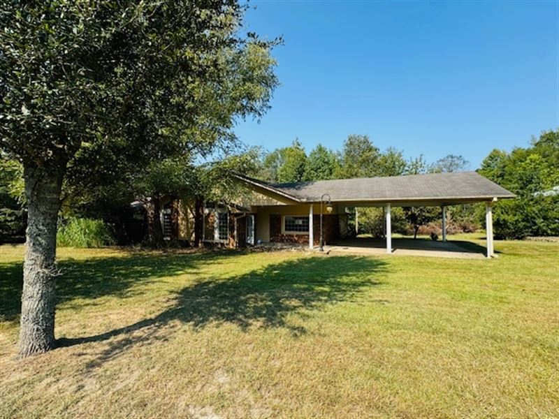 Home & Shop On 1 Acre On Magnol : Summit : Pike County : Mississippi