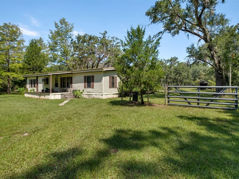 Home on 4 Acres : Perry : Taylor County : Florida