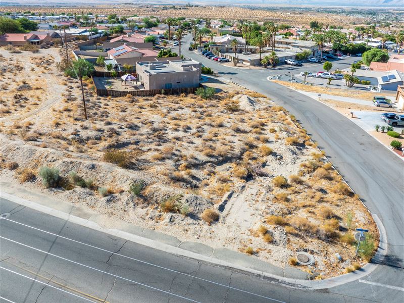 Corner Lot for $2,120.98 Down : Desert Hot Springs : Riverside County : California