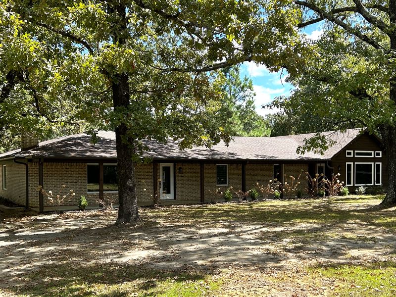 Updated Country Home Near Lake : Paris : Lamar County : Texas