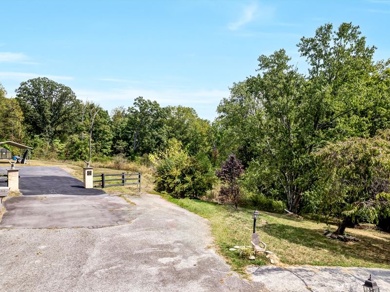 Nearly 1 Acre Lot in Hamblen County : Morristown : Hamblen County : Tennessee