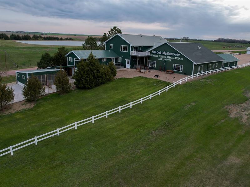 Platte Creek Lodge : Platte : Charles Mix County : South Dakota