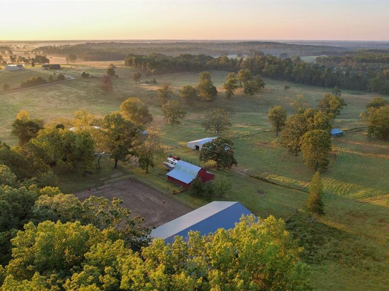 Double J's Farm : Mountain View : Howell County : Missouri