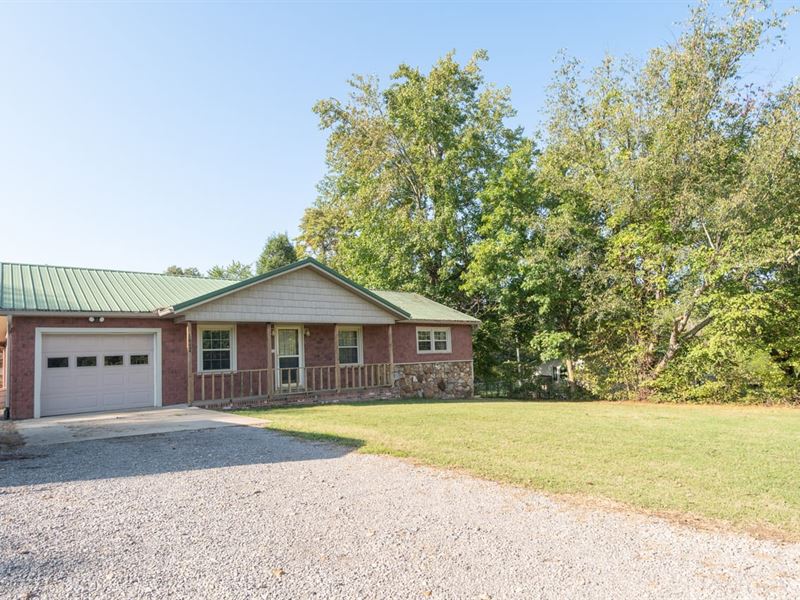 Home on 2 Acres for Sale in Dext : Dexter : Stoddard County : Missouri