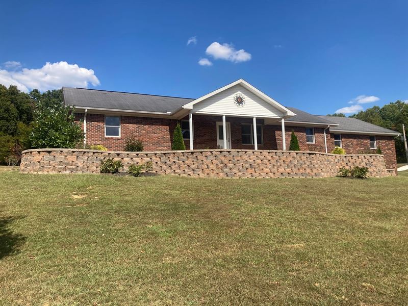 Brick Home on 10 Acres with a Pond : Marengo : Orange County : Indiana