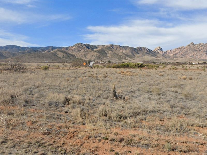 2.39 Acres Next to Blm Land : Pearce : Cochise County : Arizona