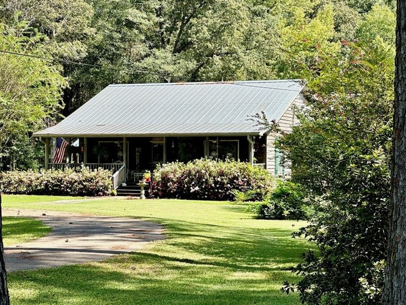 Pike County Home with Pond and Acre : Summit : Pike County : Mississippi