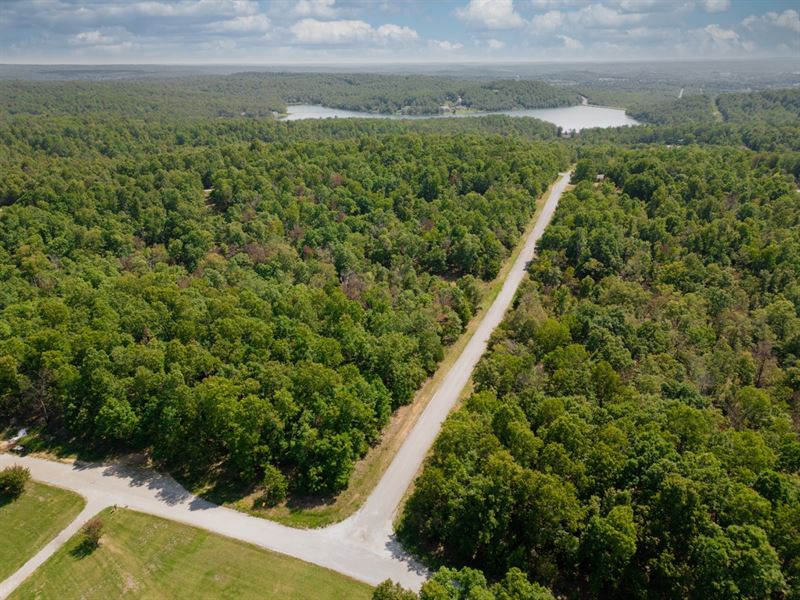 Owner Large Corner Plot, 0.42 Acre : Horseshoe Bend : Izard County : Arkansas