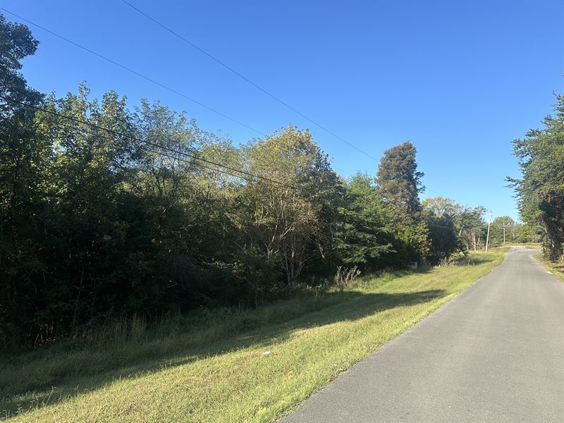 1.25+/- Acres : Albany : Clinton County : Kentucky