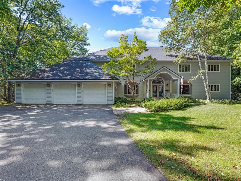 Fence Lake Estate : Lac Du Flambeau : Vilas County : Wisconsin