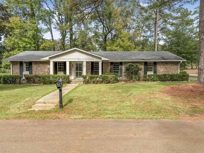 Fully Remodeled Brick Home for Sale : McComb : Pike County : Mississippi