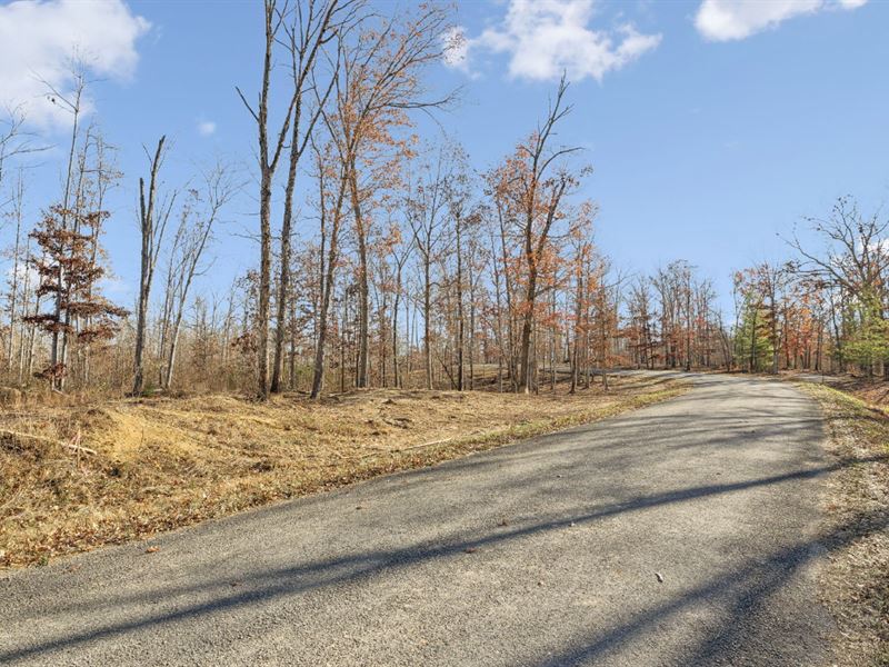 6.730 Acres in Maury County, TN : Santa Fe : Maury County : Tennessee