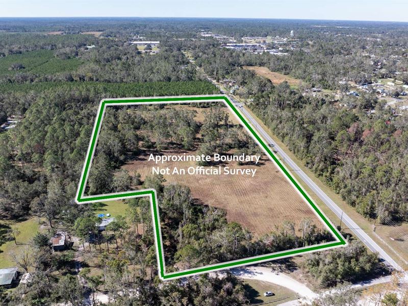 Zoned for 22 Units Per Acre : Live Oak : Suwannee County : Florida