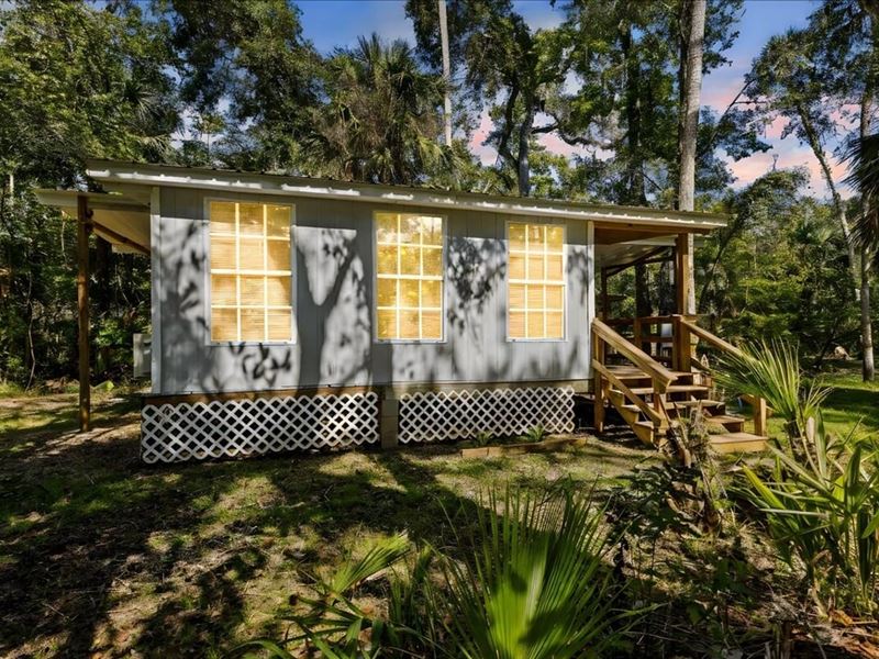 Quaint Tiny Home in Steinhatchee : Steinhatchee : Taylor County : Florida