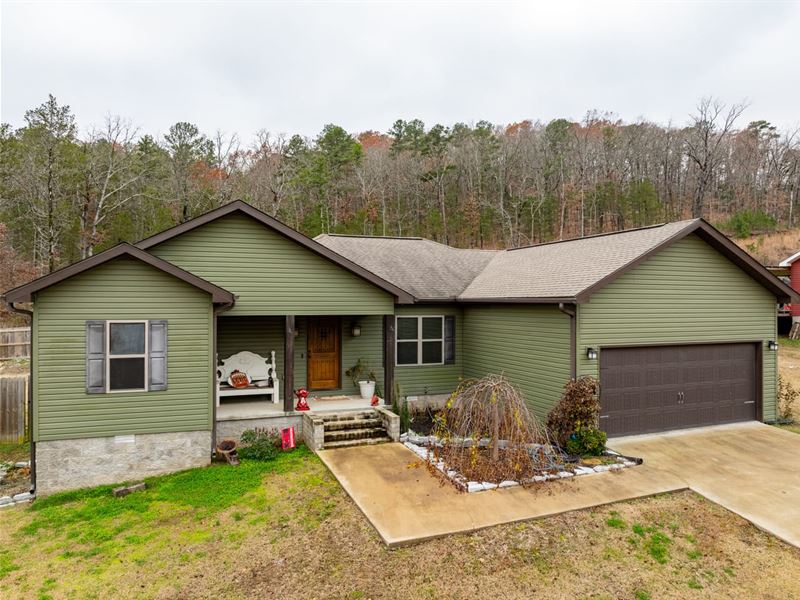 3 Bed 2 Bath, Fenced Back Yard, Gas : Batesville : Independence County : Arkansas