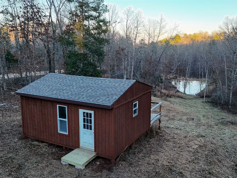 Small Cabin with a Private Pond : Willow Springs : Texas County : Missouri