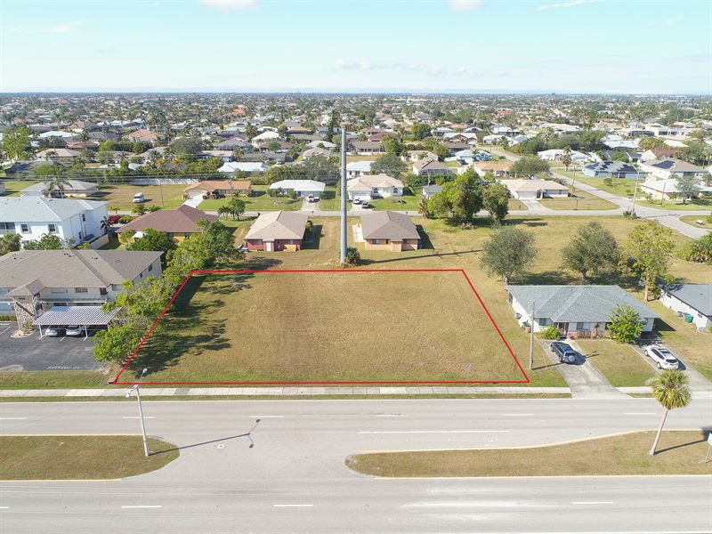 4412 Santa Barbara Blvd Cape Coral : Cape Coral : Lee County : Florida