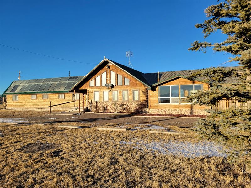 Valley Haven Lodge : Center : Saguache County : Colorado