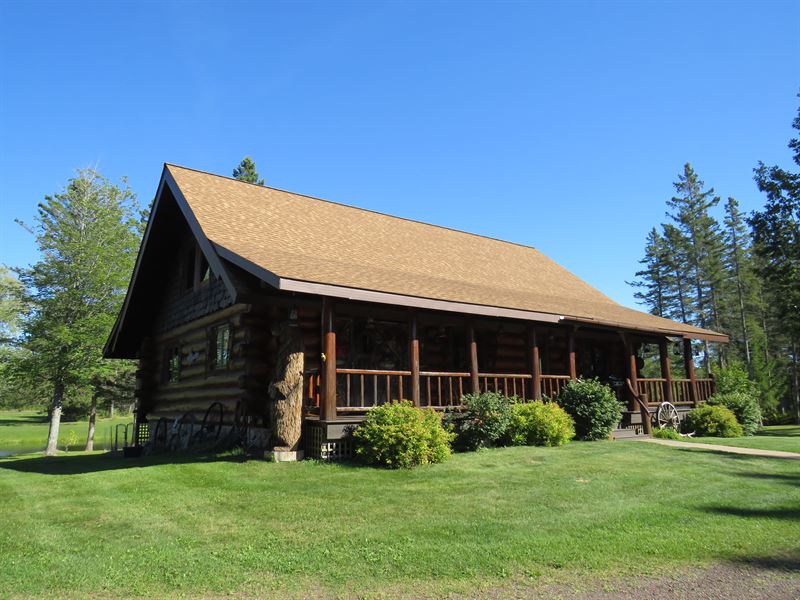 Log Home on 24.5 +/- Rural Acres : Ontonagon : Ontonagon County : Michigan