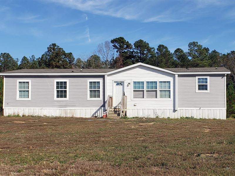 30Ac & 3Bd/2Ba Home, 492 Thoma : Mount Gilead : Montgomery County : North Carolina